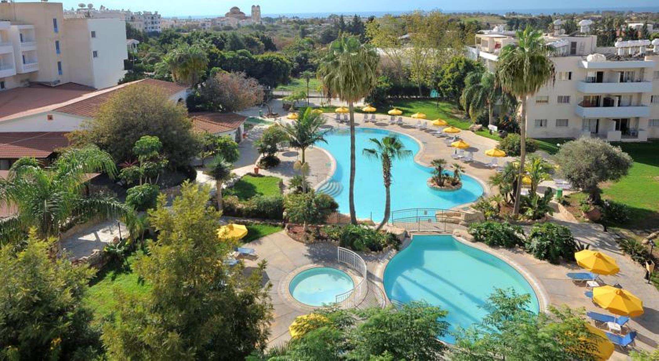 Mayfair Gardens Paphos Ngoại thất bức ảnh