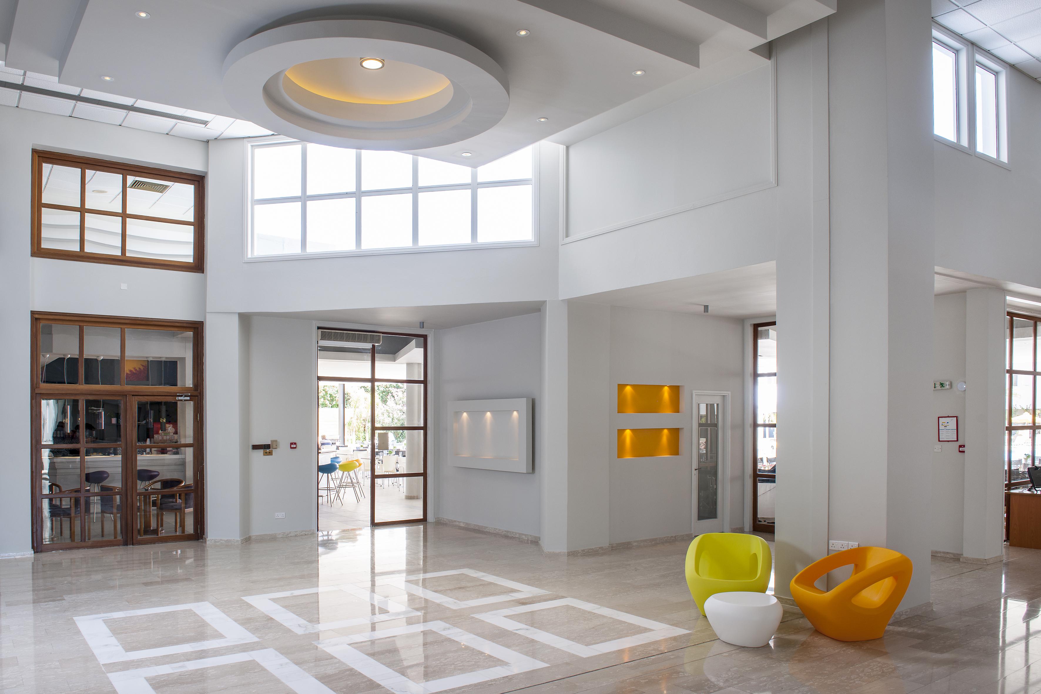 Mayfair Gardens Paphos Ngoại thất bức ảnh