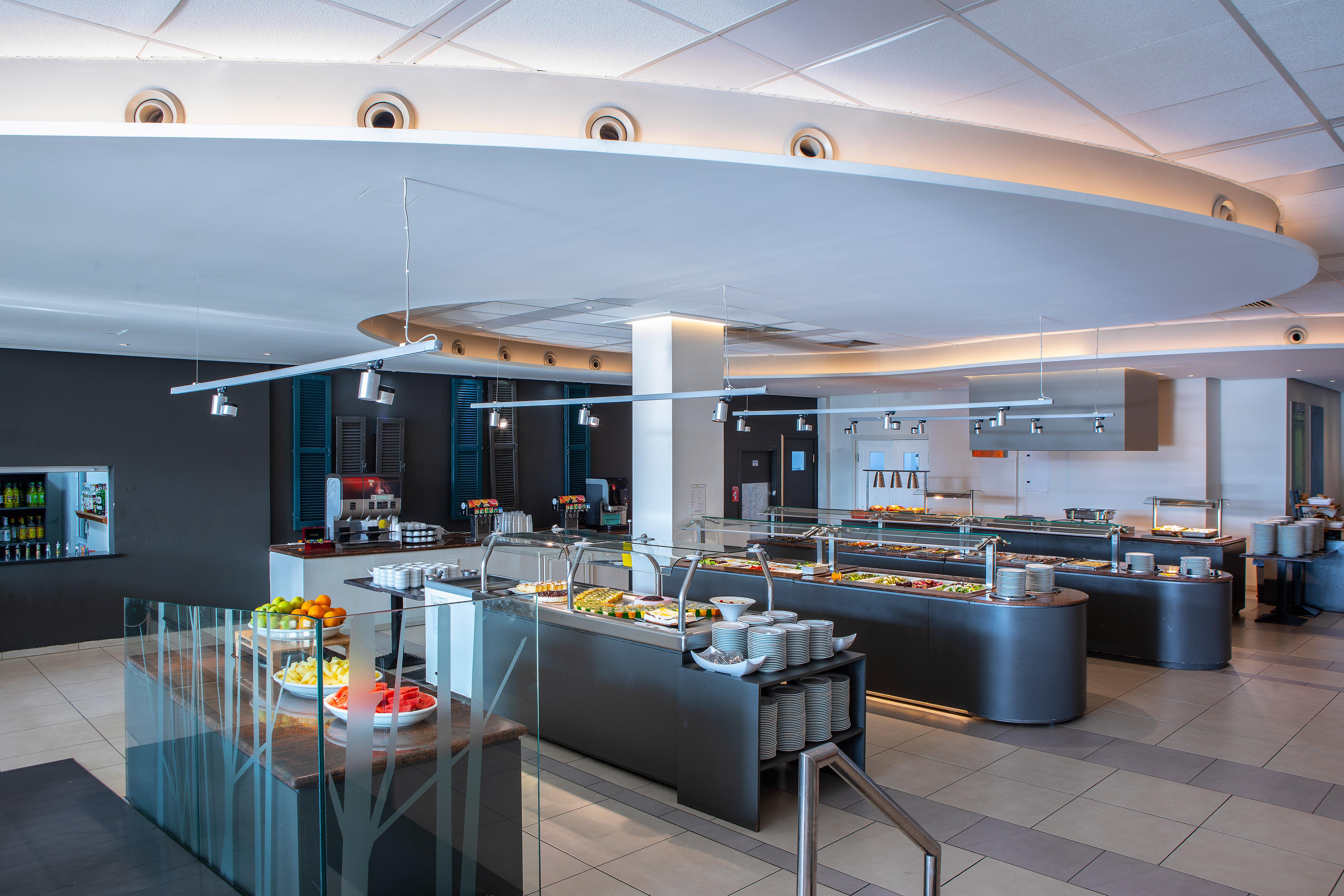 Mayfair Gardens Paphos Ngoại thất bức ảnh