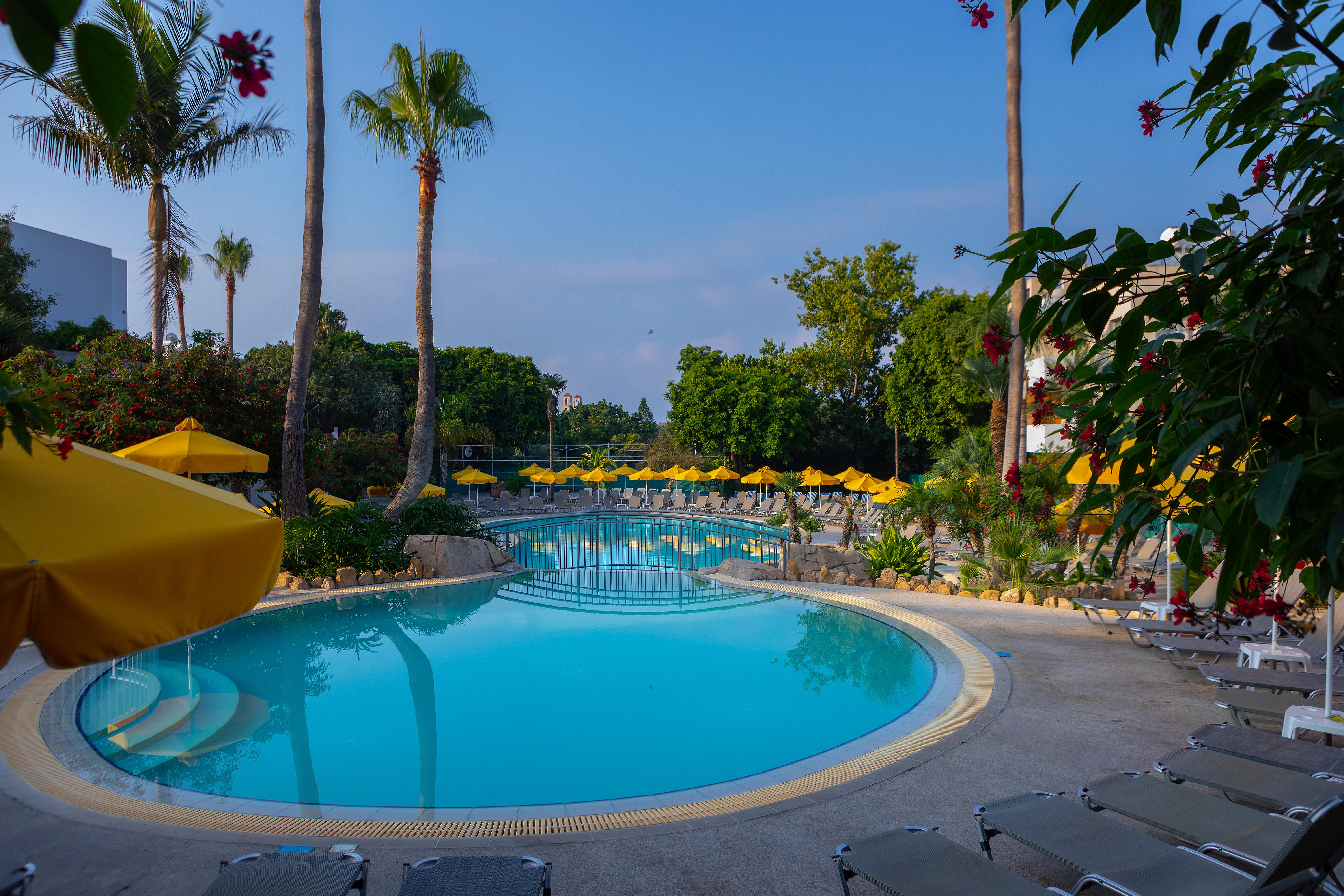 Mayfair Gardens Paphos Ngoại thất bức ảnh
