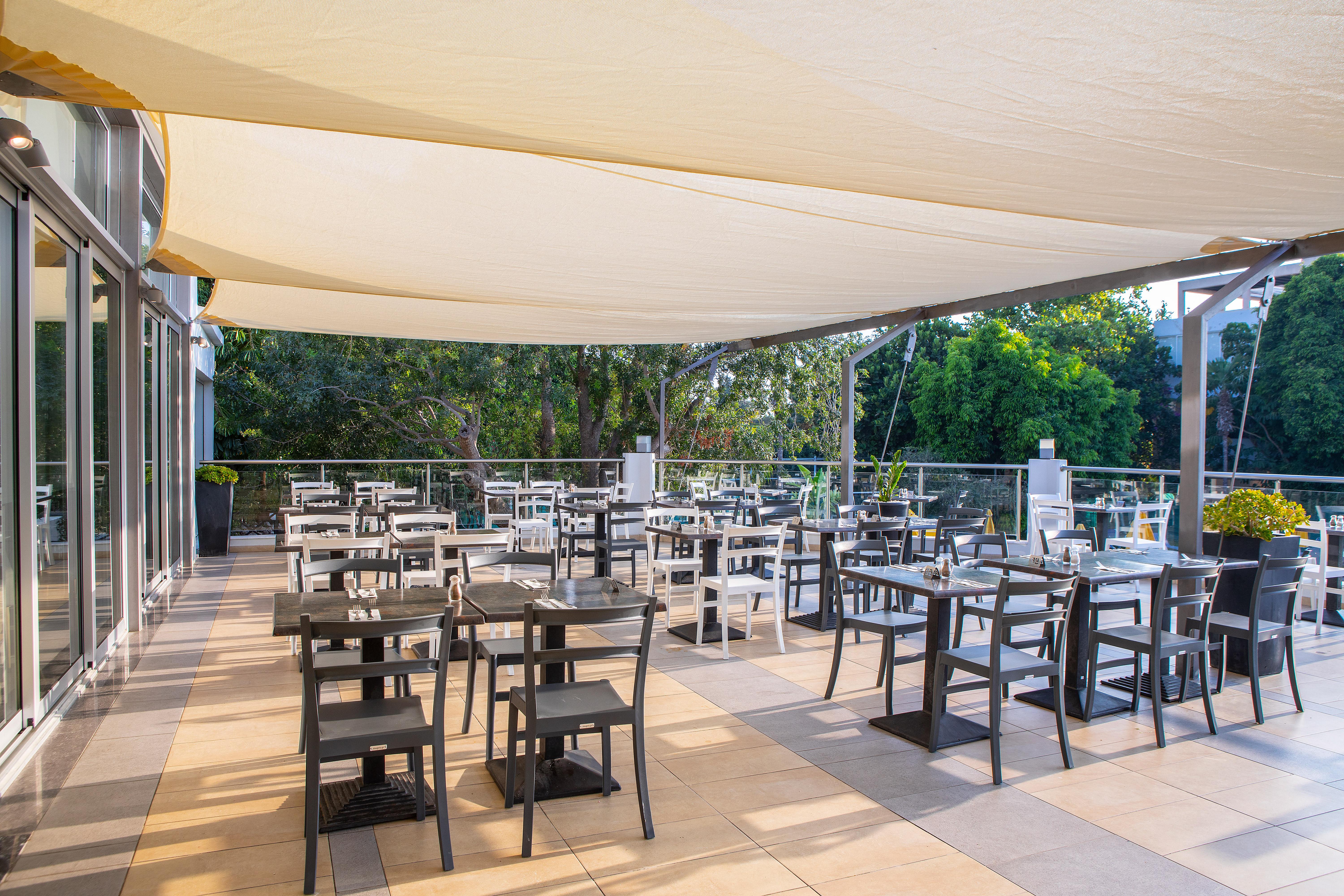 Mayfair Gardens Hotel Paphos Ngoại thất bức ảnh