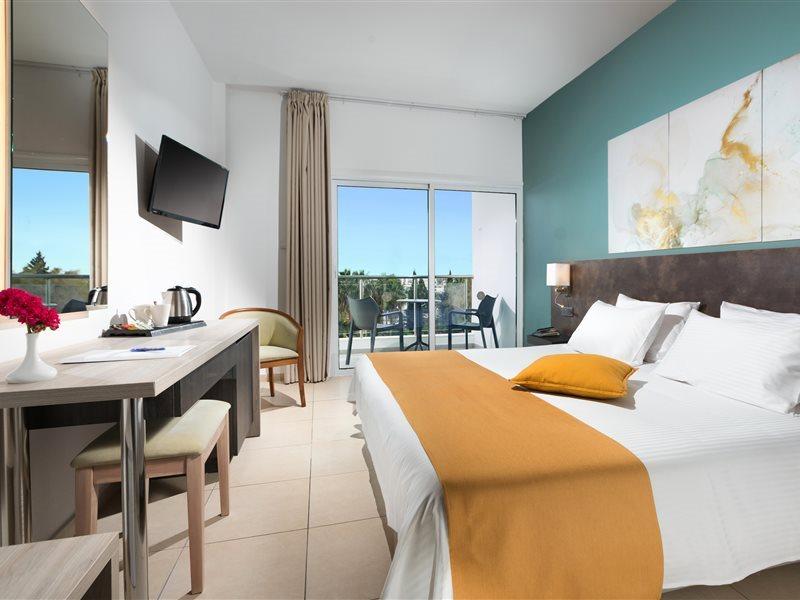 Mayfair Gardens Paphos Ngoại thất bức ảnh