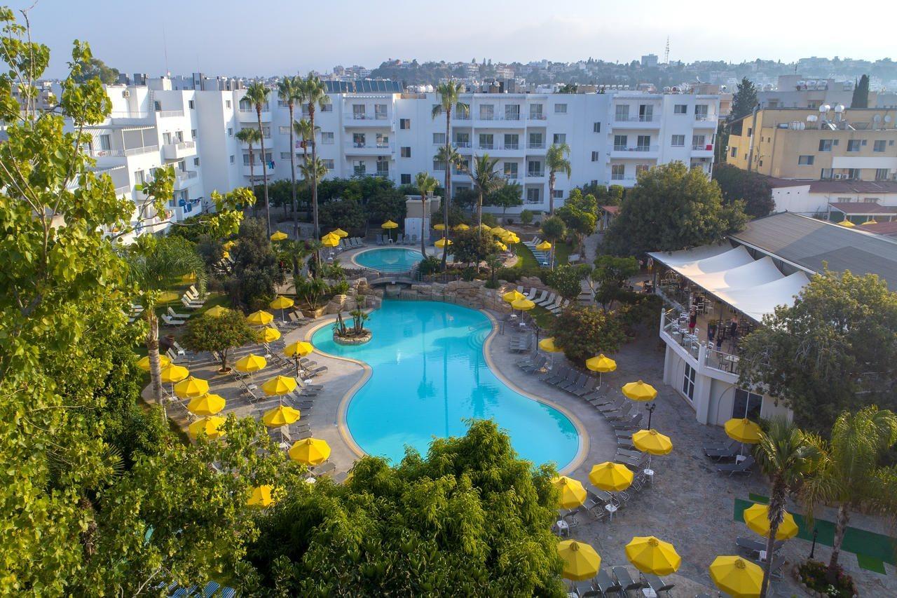 Mayfair Gardens Hotel Paphos Ngoại thất bức ảnh